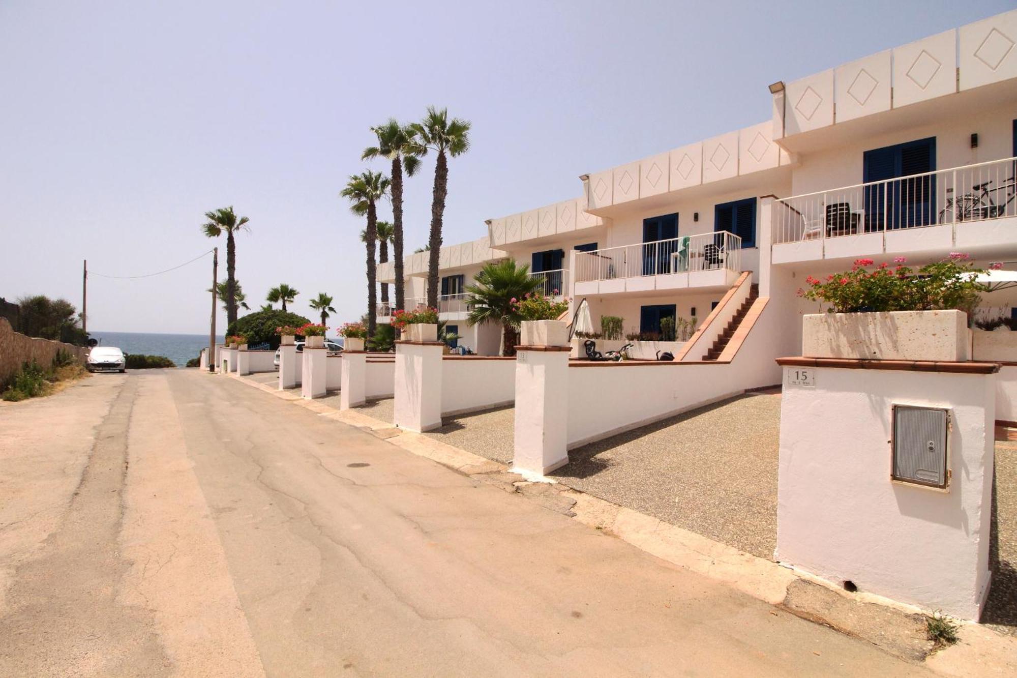 Residence Mare Azzurro Torre San Giovanni Ugento Eksteriør bilde